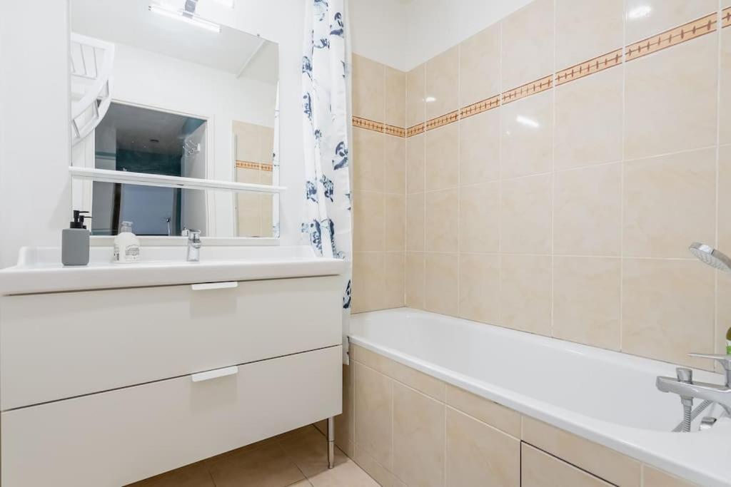 Elegant Appartement Familial Disneyland & Gare Rer Bussy-Saint-Georges Zewnętrze zdjęcie